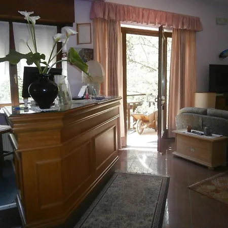 Garni Rosa 3*